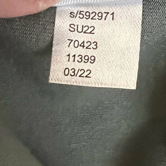 Women's Loft Factory Top, V-Neck, 3 Quarter Sleeves, Khaki, Medium - Picture 6 of 8